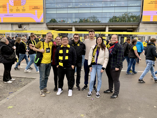Researchers in front of the BVB stadium